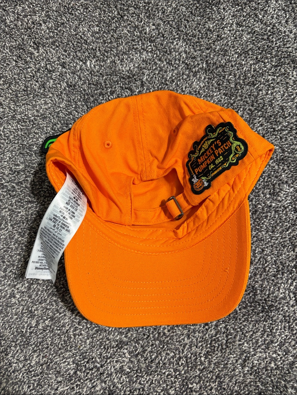 Disney 2024 Glow In The Dark Orange Pumpkin Mickey Ear Cap with Green Stem - Picture 2 of 2